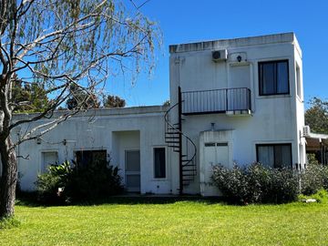 CHACRA EN VENTA PUERTO PANAL ZARATE C/ 2 CASAS