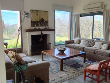 CHACRA EN VENTA PUERTO PANAL ZARATE C/ 2 CASAS