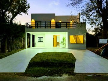 VENTA CASA 4 AMBIENTES COUNTRY BANCO PCIA MORENO