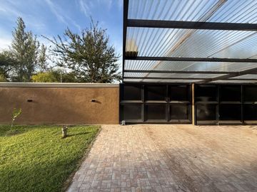 VENTA CASA QUINTA 4 AMB FCO ALVAREZ ACEPTA PERMUTA