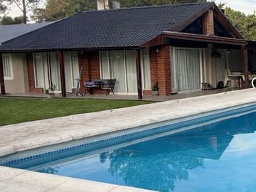 VENTA CASA QUINTA 4 AMB FCO ALVAREZ ACEPTA PERMUTA