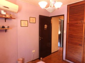 VENTA CASA 5 AMBIENTES ITUZAINGO NORTE