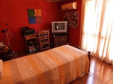 VENTA CASA 5 AMBIENTES ITUZAINGO NORTE
