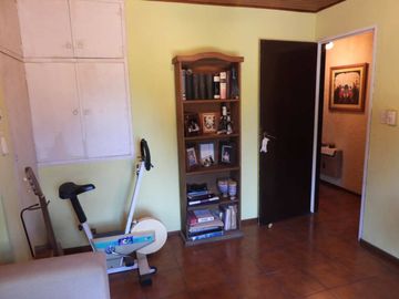 VENTA CASA 5 AMBIENTES ITUZAINGO NORTE