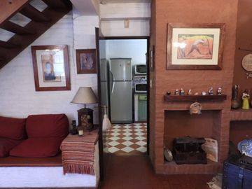 VENTA CASA 5 AMBIENTES ITUZAINGO NORTE