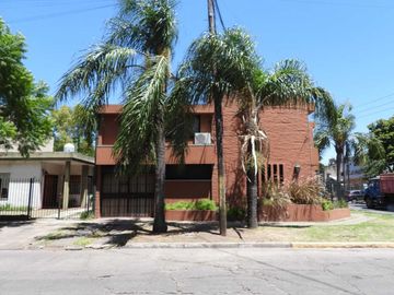 VENTA CASA 5 AMBIENTES ITUZAINGO NORTE