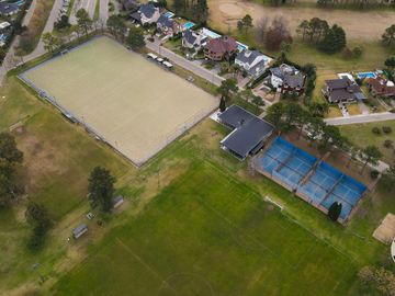 VENTA CASA EN CANNING REFACCIONADA A NUEVA