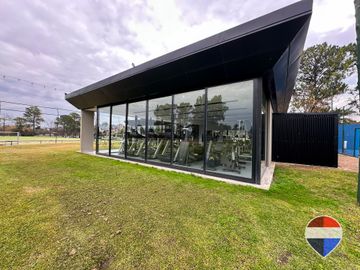 VENTA CASA EN CANNING REFACCIONADA A NUEVA