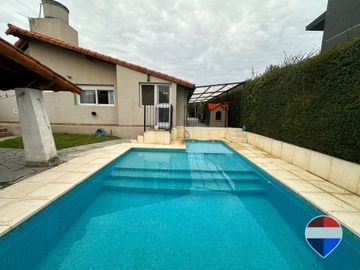 VENTA CASA EN CANNING REFACCIONADA A NUEVA