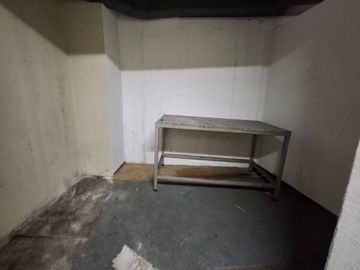 Venta local 390 mts2 en Punta Chica Victoria