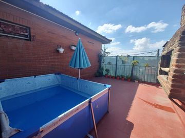 VENTA GALPON Y PH 3 AMBIENTES LOMAS DE ZAMORA