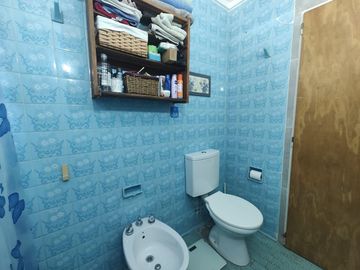 VENTA GALPON Y PH 3 AMBIENTES LOMAS DE ZAMORA