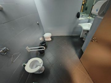 ALQUILER EDIFICIO ENTERO MULTIUSO EXC UBICACION