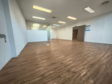 ALQUILER EDIFICIO ENTERO MULTIUSO EXC UBICACION