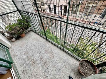 VENTA DPTO 3 AMB CONSTITUCION BALCON