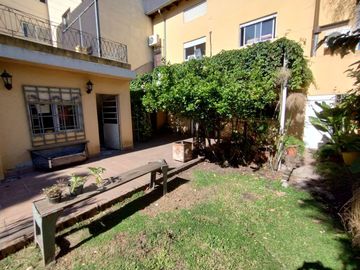 CASA 5 AMB VENTA SAN JUSTO CENTRO COCHERA JARDIN