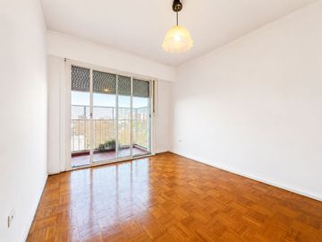 Depto VENTA Lomas de Zamora 3 ambientes balcon