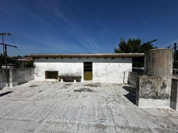 CASA 2 DORM PARQUE TERRAZA 3 COCHERAS APTO CREDITO