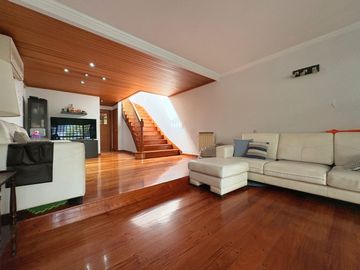 VENTA TRIPLEX 4 AMB C/ESCRIT - P.CHACABUCO C/COCH.
