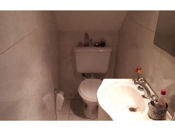 VENTA LOCAL O DEPOSITO CON VIVIENDA VILLA ADELINA