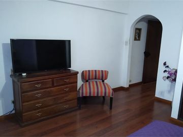 VENTA LOCAL O DEPOSITO CON VIVIENDA VILLA ADELINA