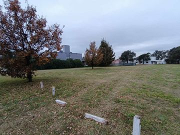 VENTA DE LOTE UBICADO EN VALLE DEL GOLF
