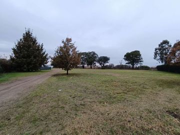 VENTA DE LOTE UBICADO EN VALLE DEL GOLF