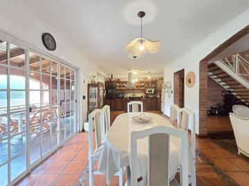 Chalet en Country Bco. Provincia | Pileta y Parque