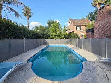 Chalet en Country Bco. Provincia | Pileta y Parque