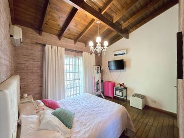 Chalet en Country Bco. Provincia | Pileta y Parque