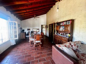 PADUA: VENTA PROPIEDAD C LOCAL, DEPOSITO Y PH 3AMB