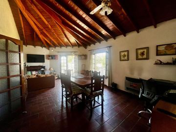 PADUA: VENTA PROPIEDAD C LOCAL, DEPOSITO Y PH 3AMB