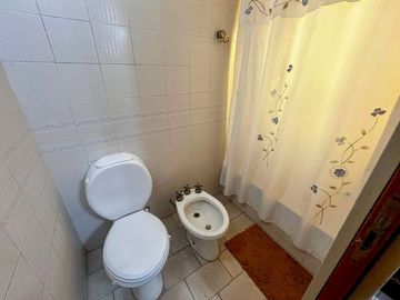 PADUA: VENTA PROPIEDAD C LOCAL, DEPOSITO Y PH 3AMB