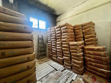 PADUA: VENTA PROPIEDAD C LOCAL, DEPOSITO Y PH 3AMB