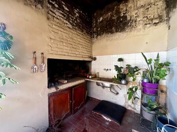 PADUA: VENTA PROPIEDAD C LOCAL, DEPOSITO Y PH 3AMB