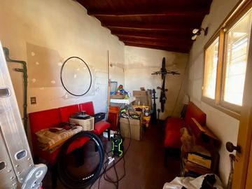 PADUA: VENTA PROPIEDAD C LOCAL, DEPOSITO Y PH 3AMB