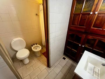 PADUA: VENTA PROPIEDAD C LOCAL, DEPOSITO Y PH 3AMB