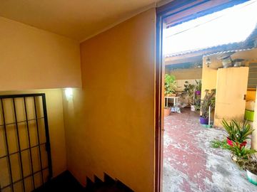 PADUA: VENTA PROPIEDAD C LOCAL, DEPOSITO Y PH 3AMB