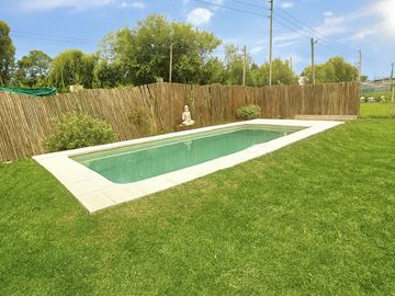 VENTA CASA 4 AMB PILETA ALVAREZ DEL BOSQUE MORENO
