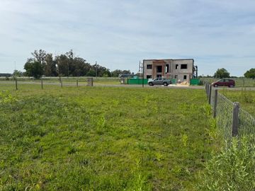 VENTA LOTE CENTRAL  BARRIO NORTES DEL PILAR