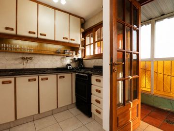 Venta  Dpto 3 Amb con Balcón Terraza en Flores