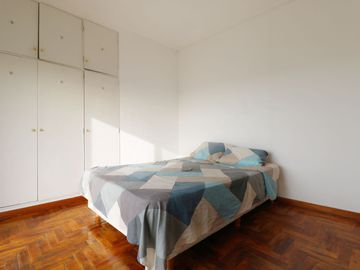 Venta  Dpto 3 Amb con Balcón Terraza en Flores