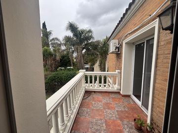 ALQUILER CASA 6 AMB BARRIO PRIVADO ST MATTHEWS
