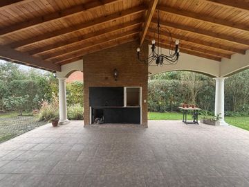 ALQUILER CASA 6 AMB BARRIO PRIVADO ST MATTHEWS