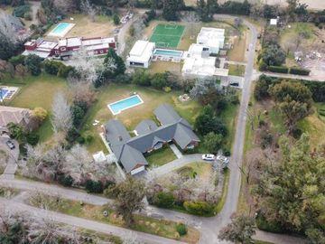 CASA EN VENTA, ALTOS DE PILAR. PILAR