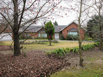 CASA EN VENTA, ALTOS DE PILAR. PILAR