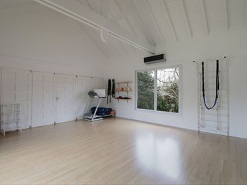 CASA EN VENTA, ALTOS DE PILAR. PILAR