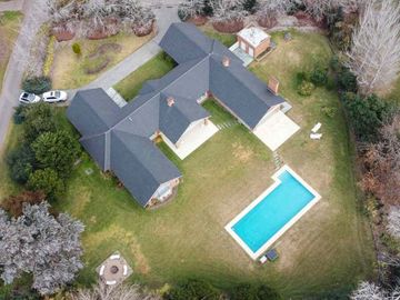 CASA EN VENTA, ALTOS DE PILAR. PILAR