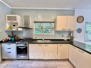 VENTA QUINTA LA LONJA 3200M2 IDEAL INVERSION PILAR