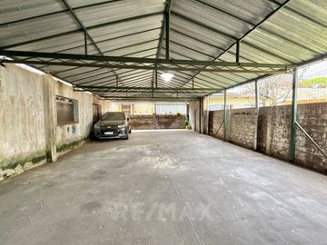 VENTA 7 DEPTOS CON LOCAL Y COCHERAS -SAN ANDRÉS
